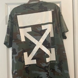 Men’s Off-White Camo T-Shirt Size XXL